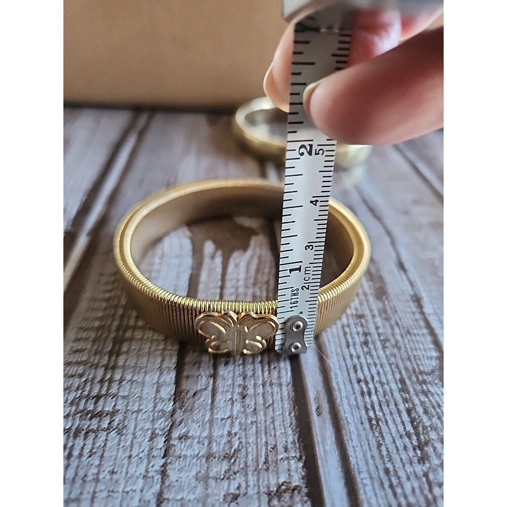 Vintage Gold Tone Stretch Bracelets 2 Count - Picture 2 of 10